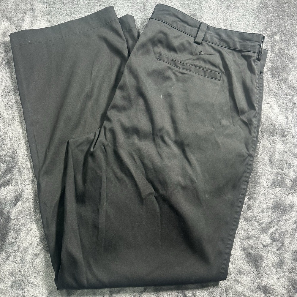 Nike Golf Pants MENS 40x32 Performance Dri Fit Spandex Stretch Pleated Black